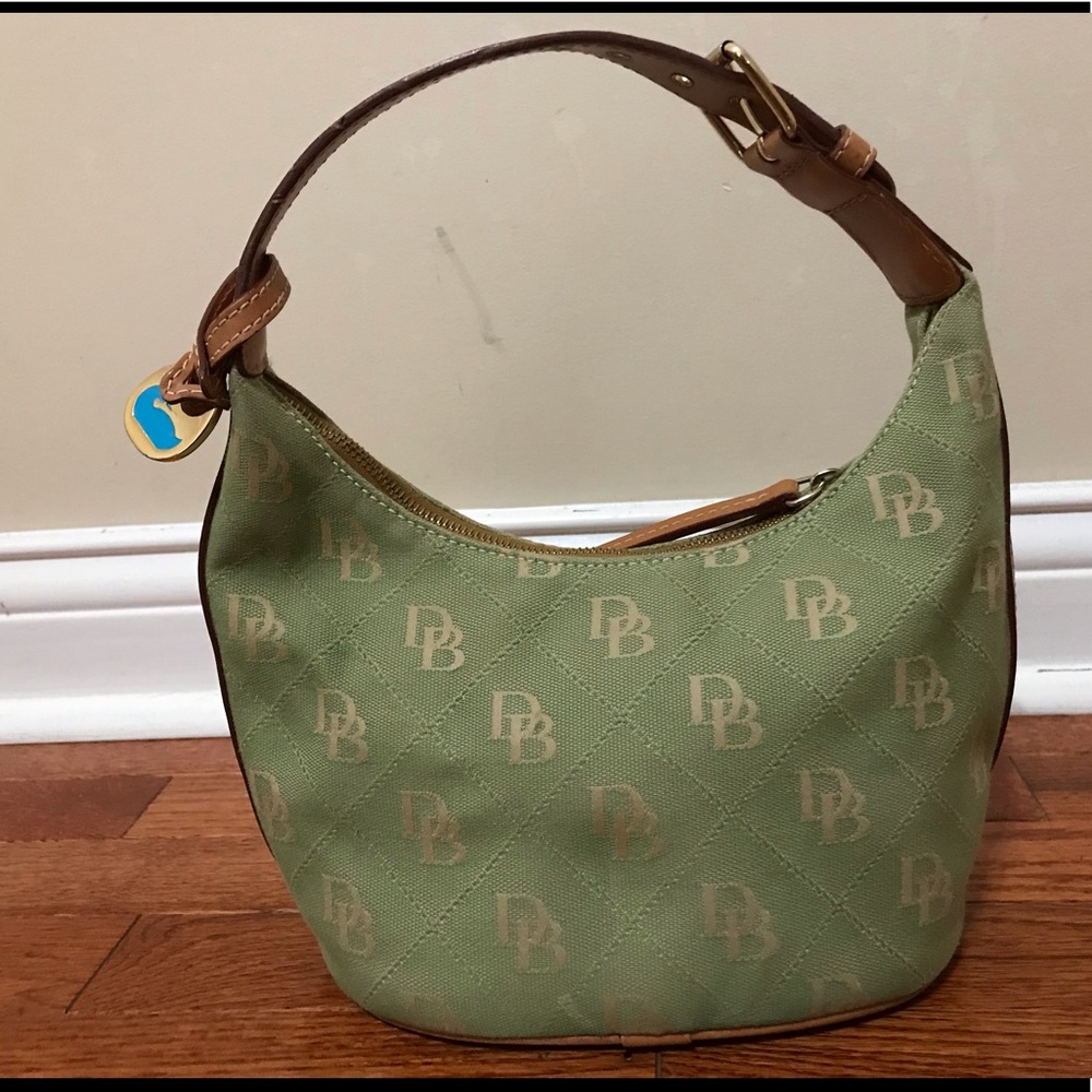 Canvas Dooney and Bourke vintage bucket purse.